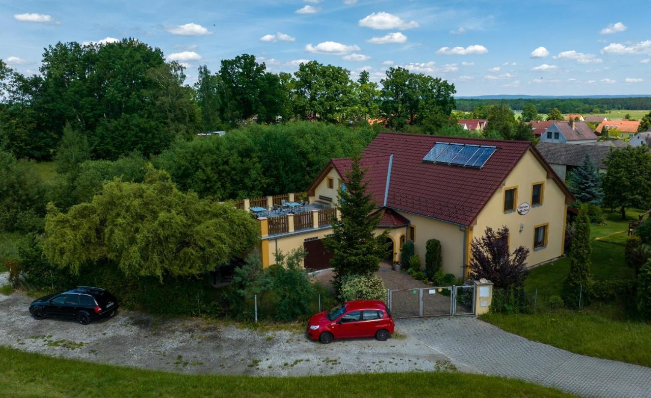 Penzion U Sykoru Třeboň Kültér fotó